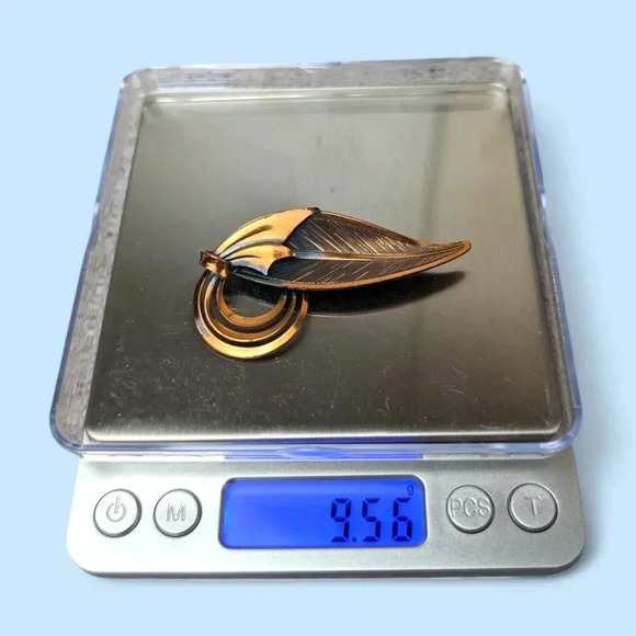 (2/$20) Vintage Copper Leaf Brooch - Picture 7 of 7